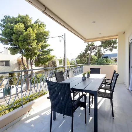 Apartment Elegant Coastal Haven Fully Renovated 3-bedroom *